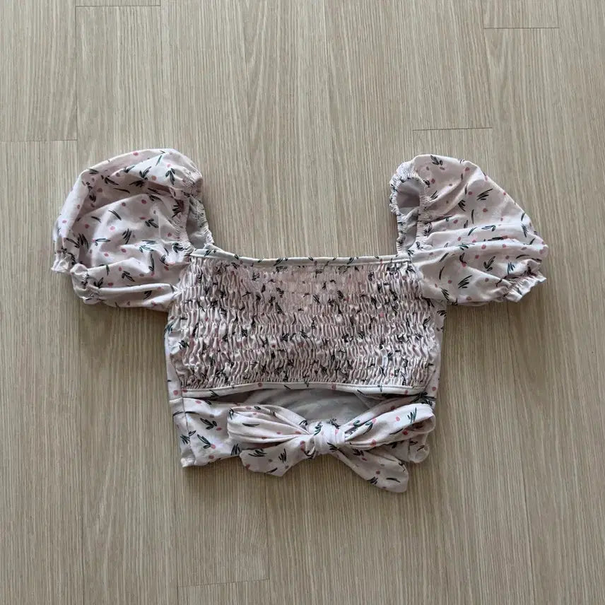[BUNJANG] Shirring Blouse Bikini Swimsuit Top / 셔링 블라우스 비키니 수영복 상의