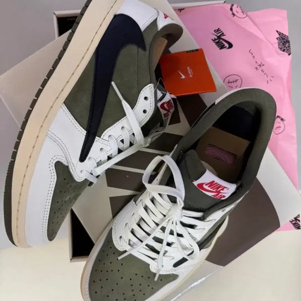 [BUNJANG] Nike Air Jordan 1 Low Travis Scott Olive / 나이키 에어 조던 1 로우 트래비스 스캇 올리브
