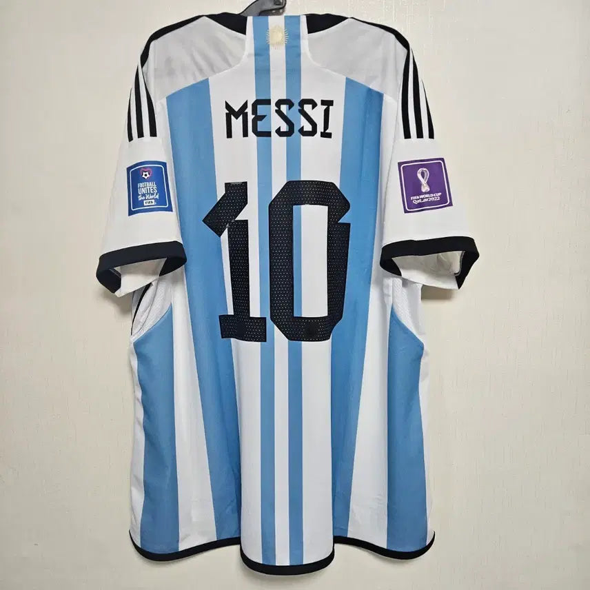 [BUNJANG] Argentina 2022-2024 Home Lionel Messi World Cup Final Two Stars Jersey (2XL) / [2XL]22-24 아르헨티나 홈 메시 카타르 월드컵 결승 투스타