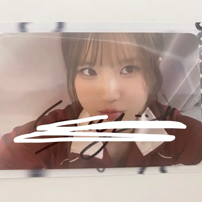 [BUNJANG] Song Hayoung Signed Photocard / 송하영 싸인 포토카드