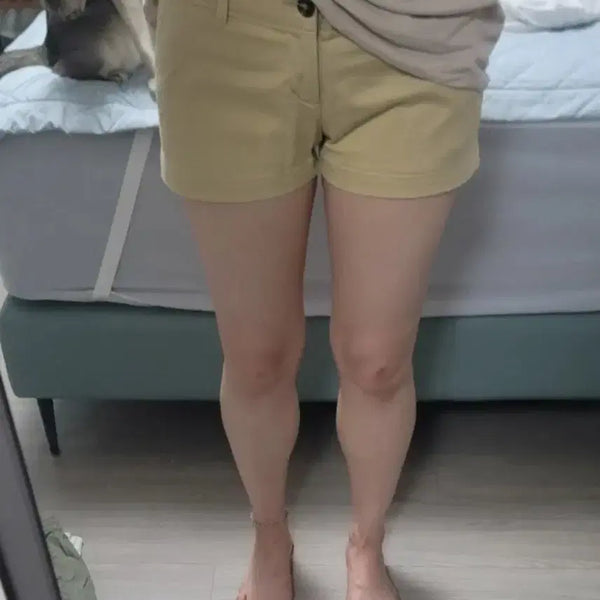 [BUNJANG] Women's Beige Shorts / 베이지색 여성 숏팬츠