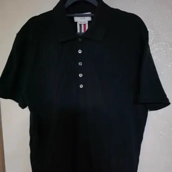 [BUNJANG] Thom Browne T-Shirt / 톰브라운 백삼선 카라티