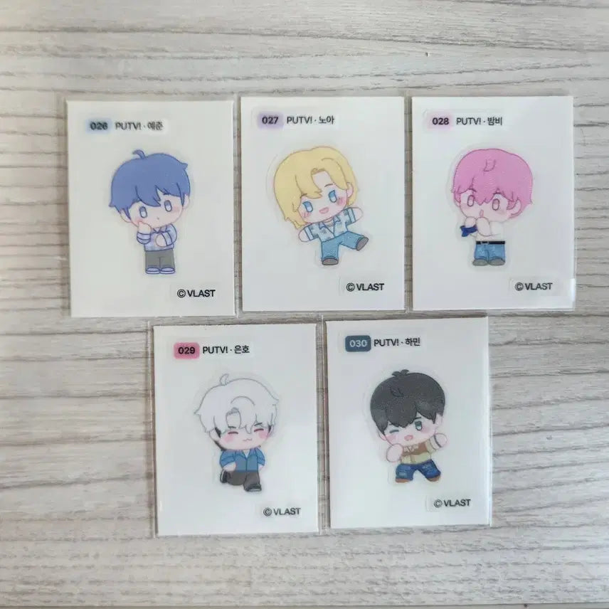 [BUNJANG] PLAVE PUTV! Photocard Set (26-30) / 플레이브 띠부씰 PUTV! 푸티비 26~30