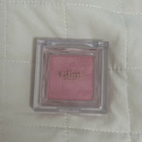 [BUNJANG] GLINT Baked Blush [04 Tulip On] / 글린트 베이크드 블러쉬 [04 튤립 온]