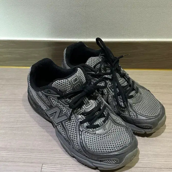 [BUNJANG] New Balance U740BSM Sneakers / 뉴발란스 U740BSM