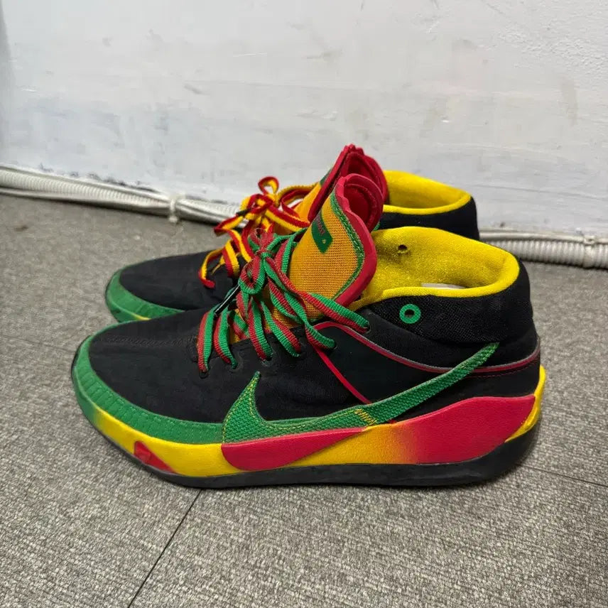 [BUNJANG] Nike KD13 Rasta Sneakers / (260)나이키 KD13 라스타