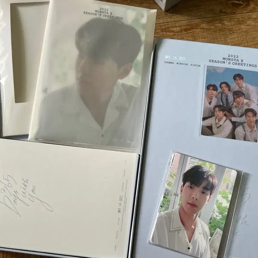 [BUNJANG] MONSTA X 2022 Season's Greetings Calendar Version Complete Set / (풀세트) 몬스타엑스 2022 시즌그리팅 일력버전 셔누 민혁 기현 형원 주헌 창균