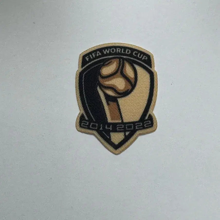 [BUNJANG] Lionel Messi 2014x2022 Golden Ball Patch (Thin Version) - 2026 World Cup / 2026 월드컵 메시 전용 2014x2022 골든볼 패치 (얇은 버젼)