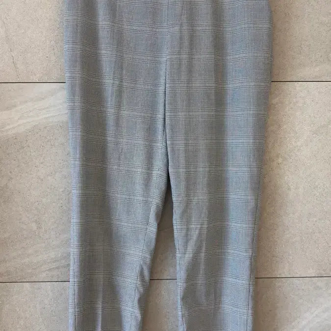 [BUNJANG] Uniqlo Grey Checkered Slacks L / 유니클로 그레이 체크 슬랙스 L