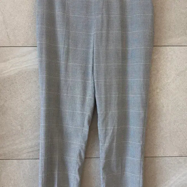 [BUNJANG] Uniqlo Grey Checkered Slacks L / 유니클로 그레이 체크 슬랙스 L