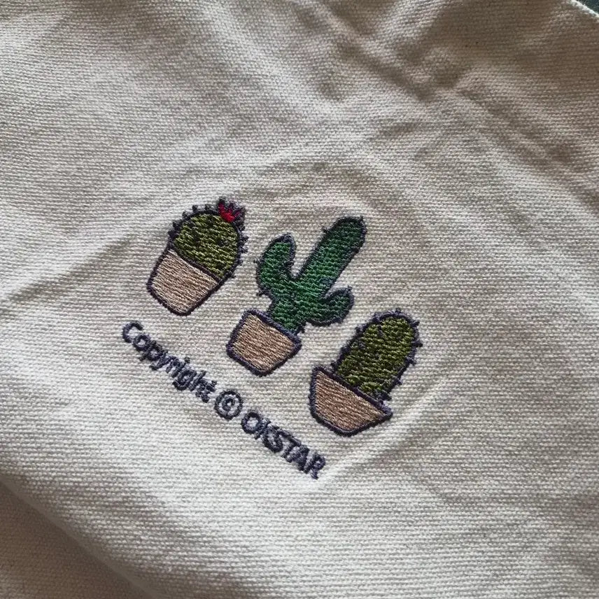 [BUNJANG] OKSTAR Cactus Embroidery Canvas Eco Bag / OKSTAR 캔버스 에코백 선인장 자수