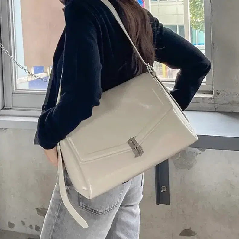 [BUNJANG] J.ESTINA Ivory Shoulder Bag (REVE Messenger Bag) / 제이에스티나 아이보리 숄더백 (REVE 메신저백) [새 상품]