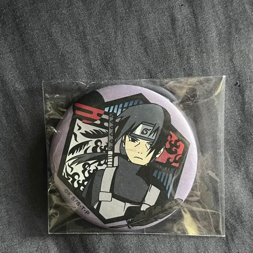 [BUNJANG] Naruto Itachi Badge / 나루토 이타치 뱃지