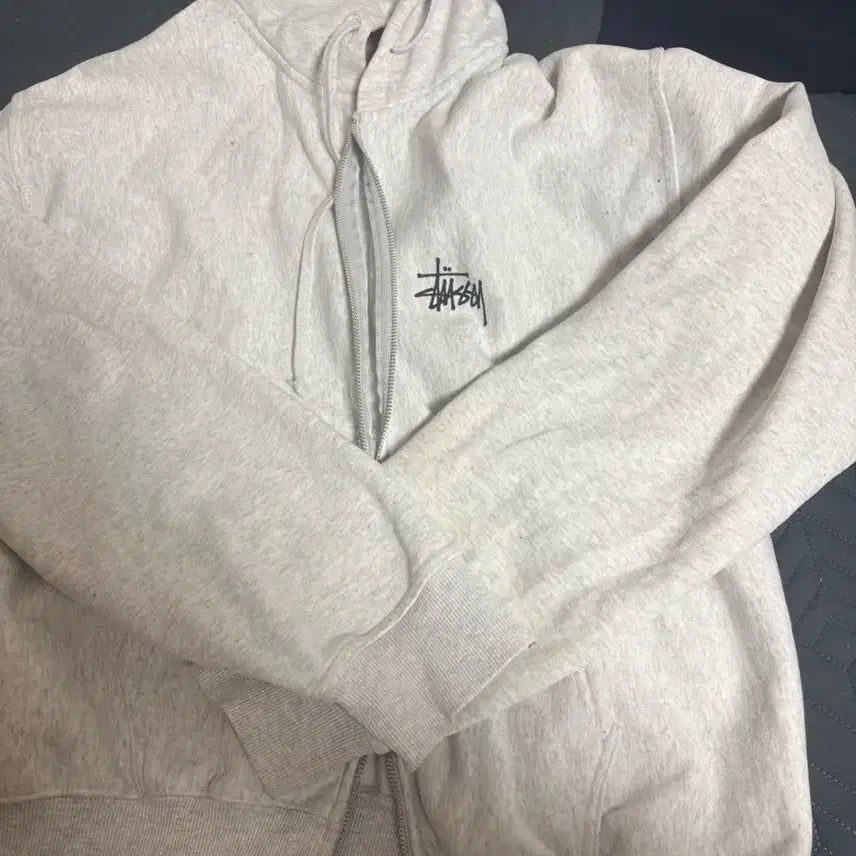 [BUNJANG] Stussy Grey Zip-Up Hoodie / 스투시 후드집업 그레이