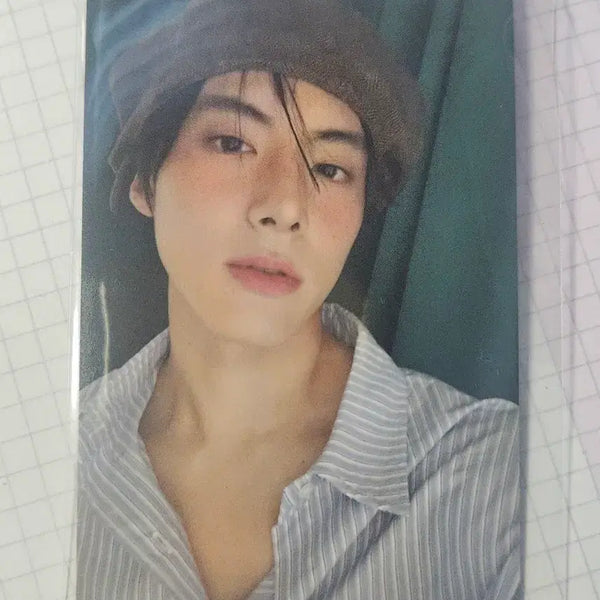 [BUNJANG] The Boyz Eric Photocard / 얼모스트 블루 더보이즈 에릭 포카 팝니다