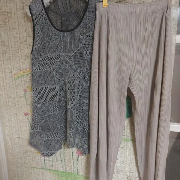 [BUNJANG] Knit Sleeveless Top + Pleated Pants Set / 미사용)니트 민소매 상의 + 플리츠 팬츠 세트