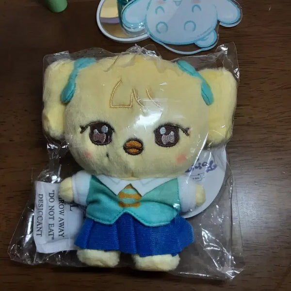 [BUNJANG] EVERLAND Naurri (Version 2) Keychain Lucky Draw Goods Bundle Set / 최초종 가격낮춤+리바이브 럭드 공굿덤  및 개봉엘범