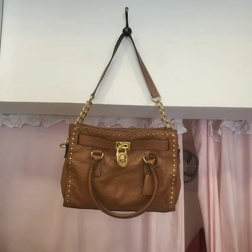 [BUNJANG] Michael Kors Brown Leather Studded Chain Tote Bag / 마이클코어스 토트백 브라운