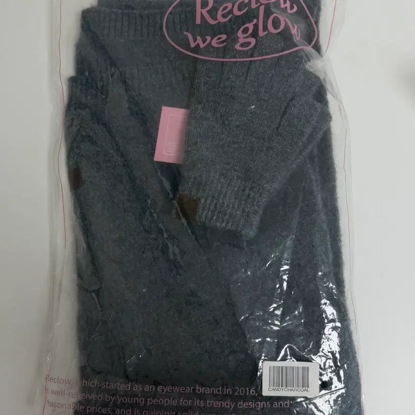 [BUNJANG] Ricclow Charcoal Scarf and Glove Set / 새제품) 리끌로우 차콜 머플러 목도리 + 장갑 세트