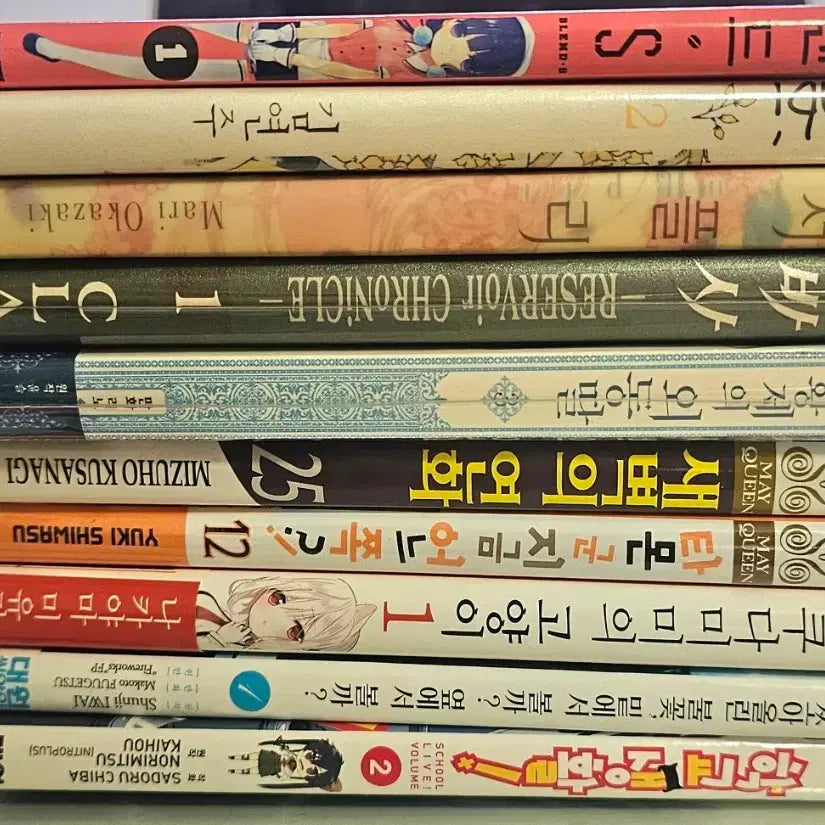 [BUNJANG] Various Manga and Light Novels / 여러가지 만화책 권당 2000원에 팝니다