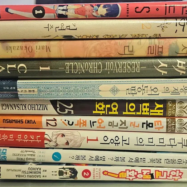 [BUNJANG] Various Manga and Light Novels / 여러가지 만화책 권당 2000원에 팝니다