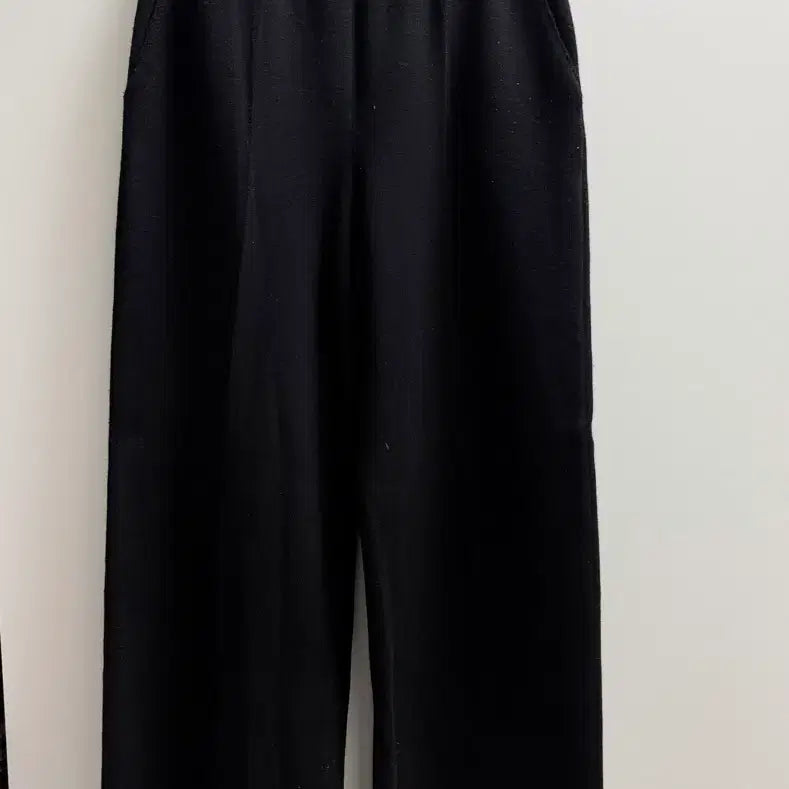 [BUNJANG] Ivory Color Block Wide Knit Pants / 블랙 와이드 니트 팬츠 아이보리 배색