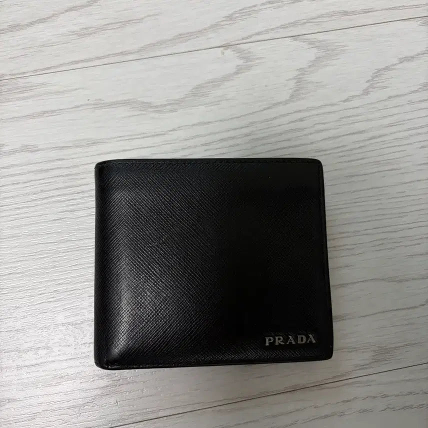 [BUNJANG] Prada Bi-fold Wallet / 프라다 반지갑