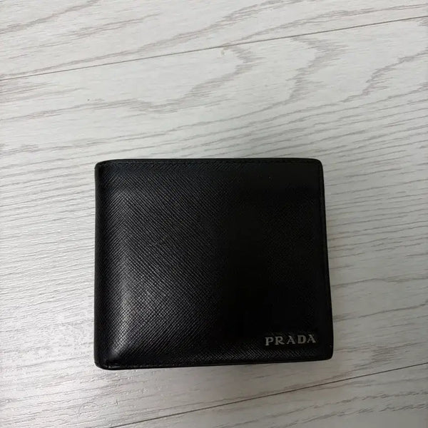 [BUNJANG] Prada Bi-fold Wallet / 프라다 반지갑