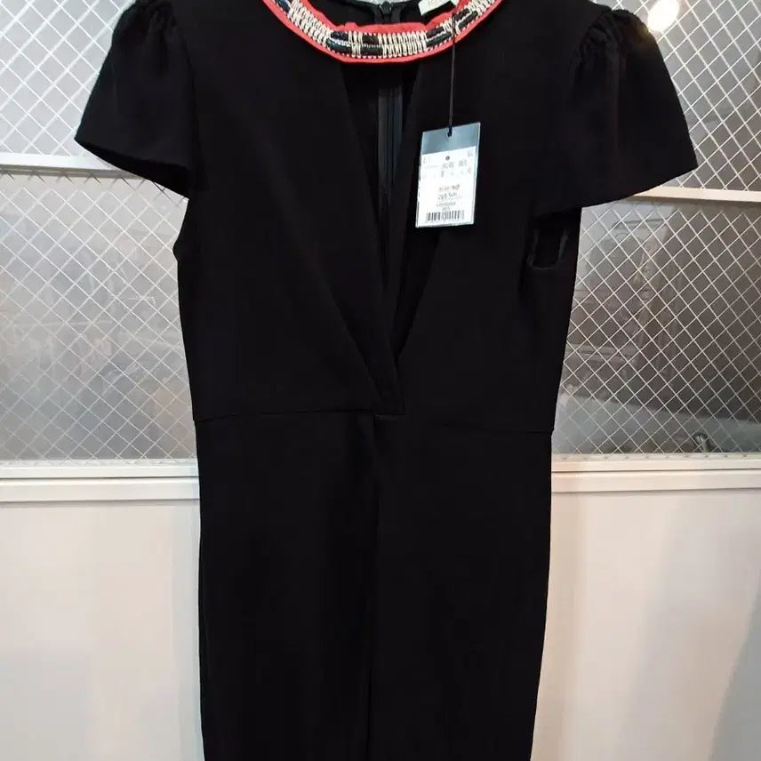 [BUNJANG] Maje Black Midi Dress / 79/마쥬 원피스