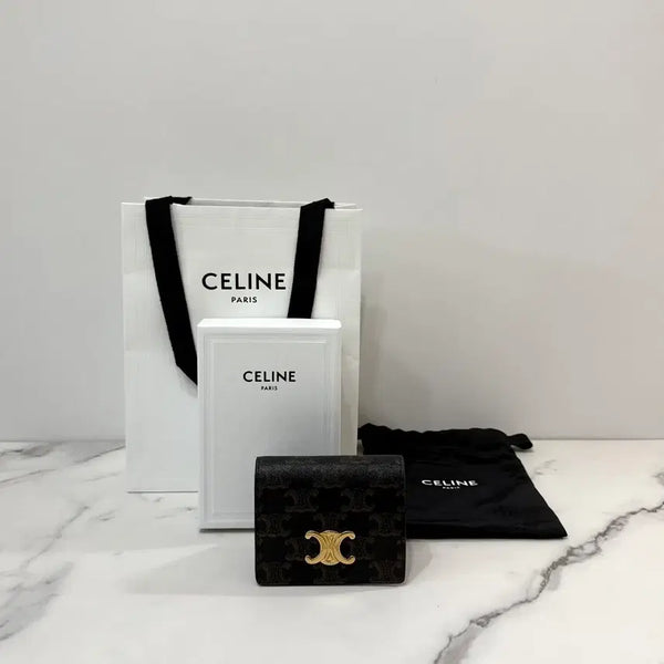 [BUNJANG] Celine Triomphe Canvas Lambskin Card Holder Wallet Tan 10M122DB7-04LU / 셀린느 트리옹프 캔버스 램스킨 카드지갑 중지갑 명함지갑 탄 10M122DB7-04LU