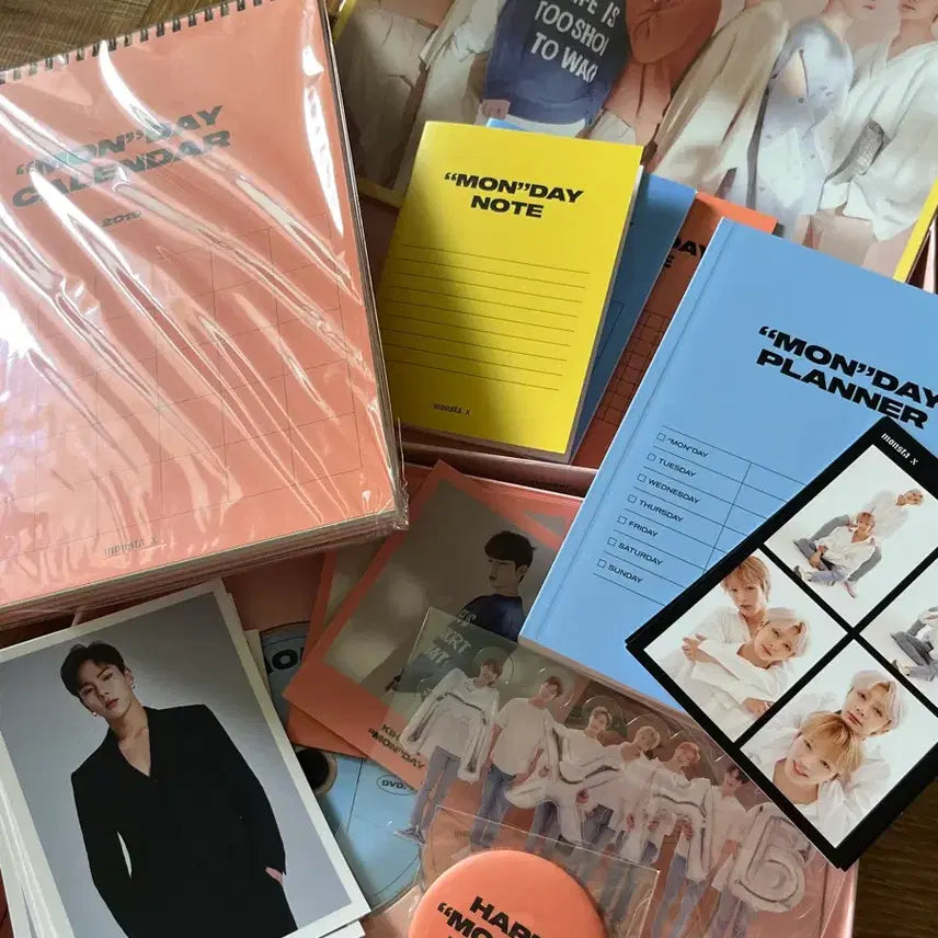 [BUNJANG] MONSTA X 2019 Season's Greetings Full Set / 몬스타엑스 2019 시즌그리팅 풀세트