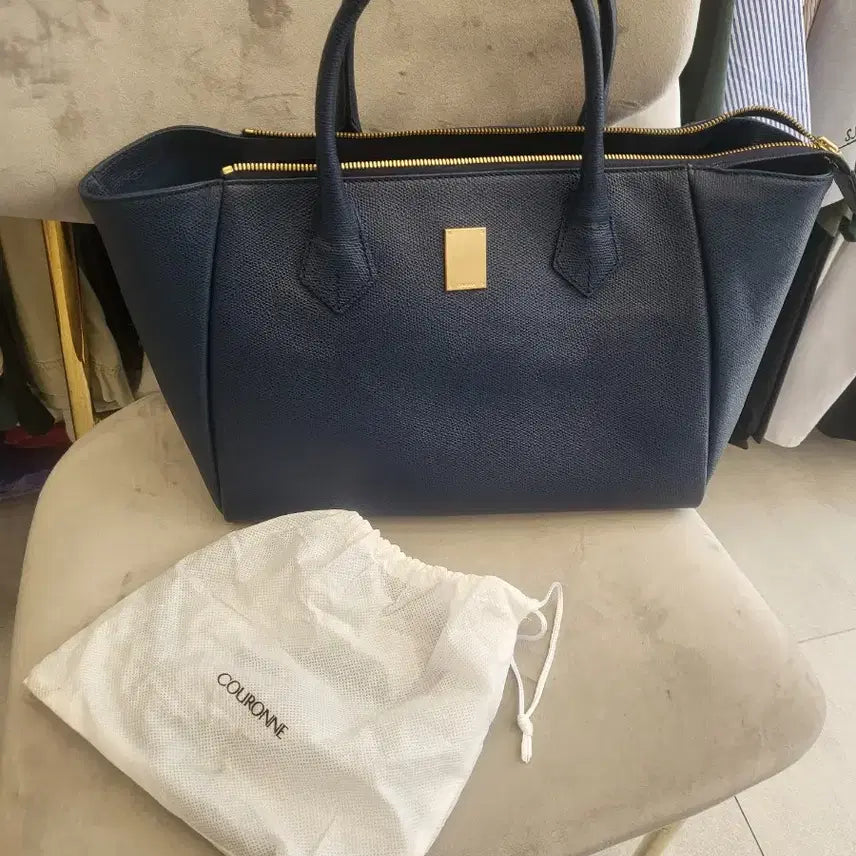 [BUNJANG] Couronne Navy Tote Bag / 쿠론가방 네이비