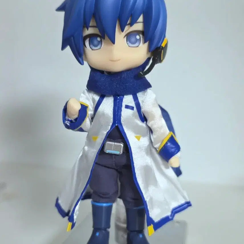[BUNJANG] Vocaloid Kaito Nendoroid Doll Figure / 보컬로이드 카이토 넨도돌 넨도로이드 피규어