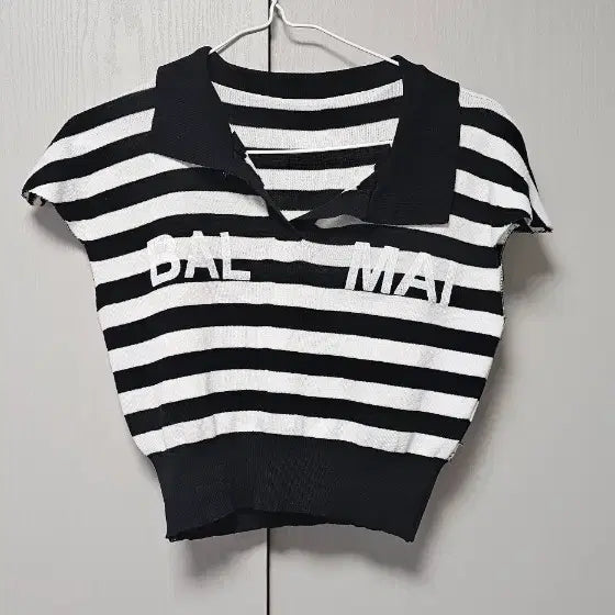 [BUNJANG] Striped Cropped Collar Knit / 단가라 크롭 카라 니트