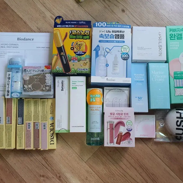[BUNJANG] Sealed Cosmetics Bundle - Foundation, Tint, Sunscreen, Powder, Ampoule, Blusher, Cream, Primer, Mascara Remover / [이벤트중 급처]미개봉 화장품 판매합니다 쿠션 틴트 선크림 파우더 앰플 블러셔 크림 메베 속눈썹 교신 가능 나눔
