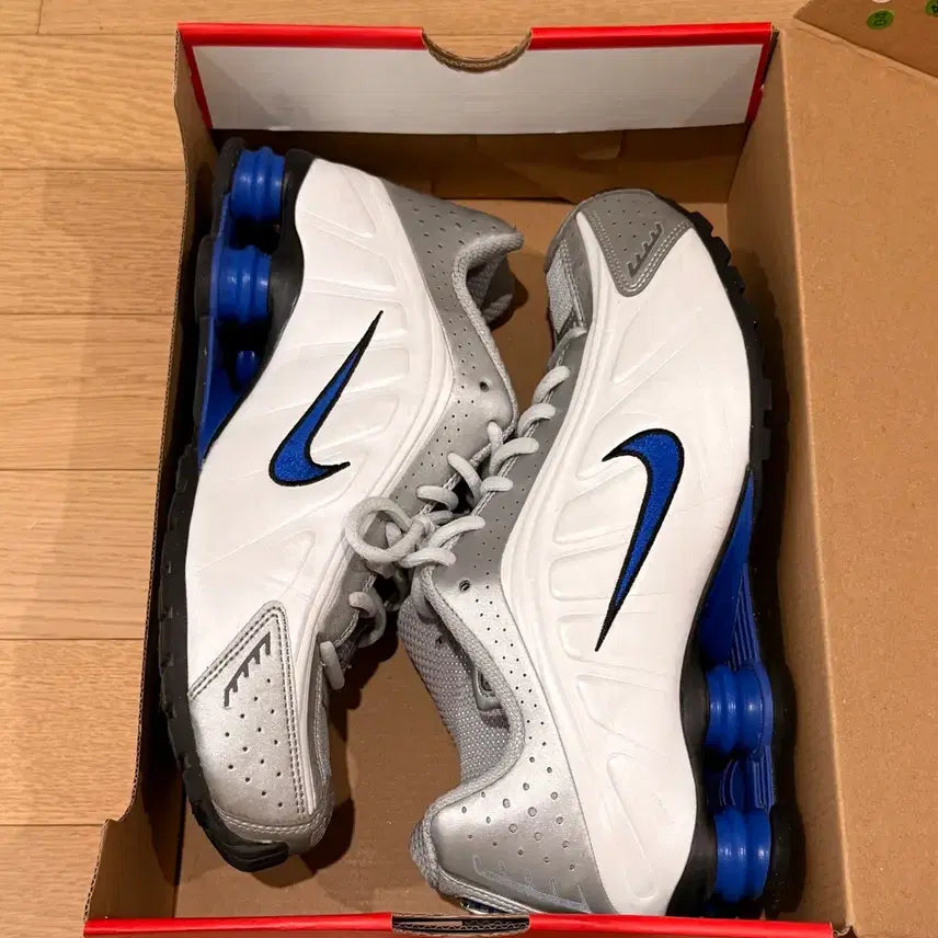 [BUNJANG] Nike Shox R4 White Racer Blue Sneakers / 나이키 샥스 R4 화이트 레이서 블루