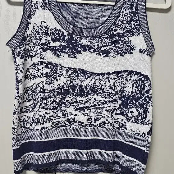 [BUNJANG] Navy Slub Round Neck Tank Top / 네이비  슬라브 라운드넥 나시