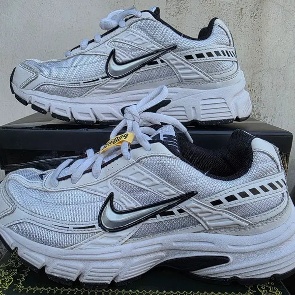 [BUNJANG] Nike Initiator White Black Shoes (230mm) / 나이키 이니시에이터 화이트 블랙 230