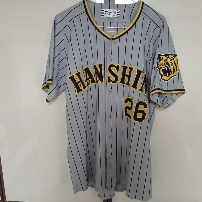 [BUNJANG] Hanshin Tigers Mizuno Authentic Jersey (Visitor) / 한신타이거즈 미즈노 어센틱 비지터