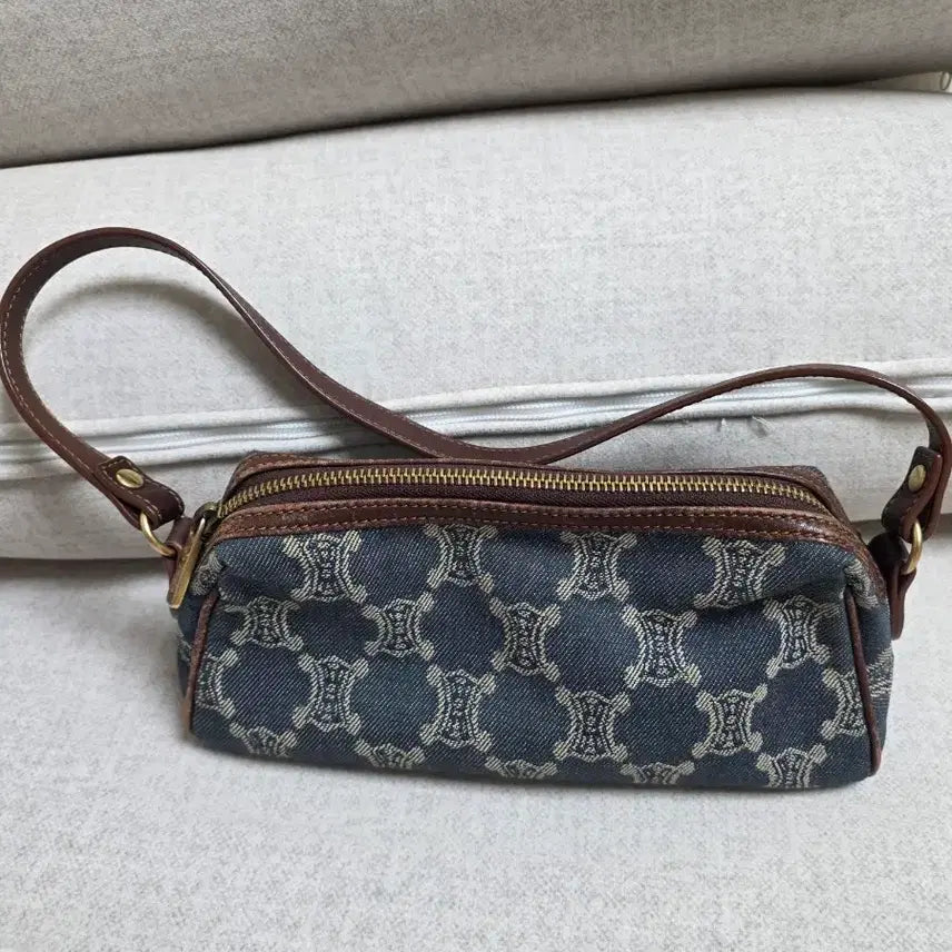 [BUNJANG] Celine Macadam Denim Shoulder Bag / 셀린느 마카담 데님 숄더