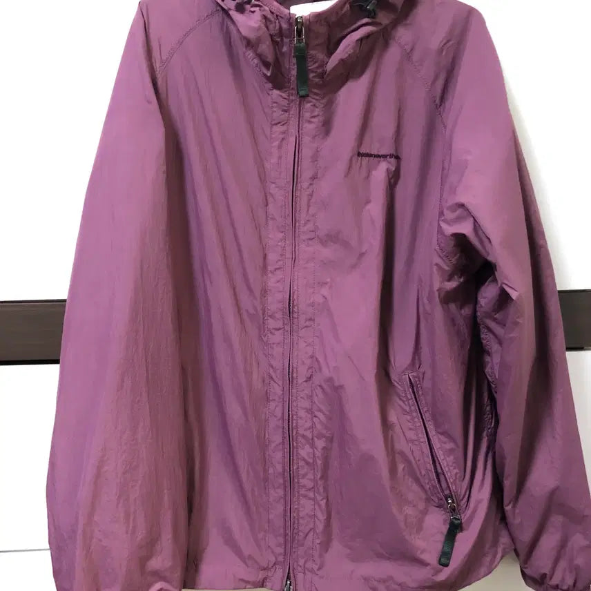[BUNJANG] Thisisneverthat SP-Logo Windbreaker Plum / 디스이즈네버댓 바람막이