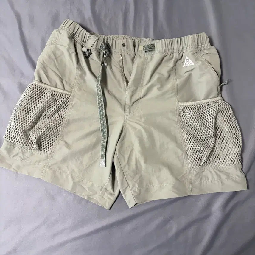 [BUNJANG] Nike ACG Snowgrass Cargo Shorts Olive XL / 나이키 ACG 스노우그래스 카고 쇼츠 올리브 XL