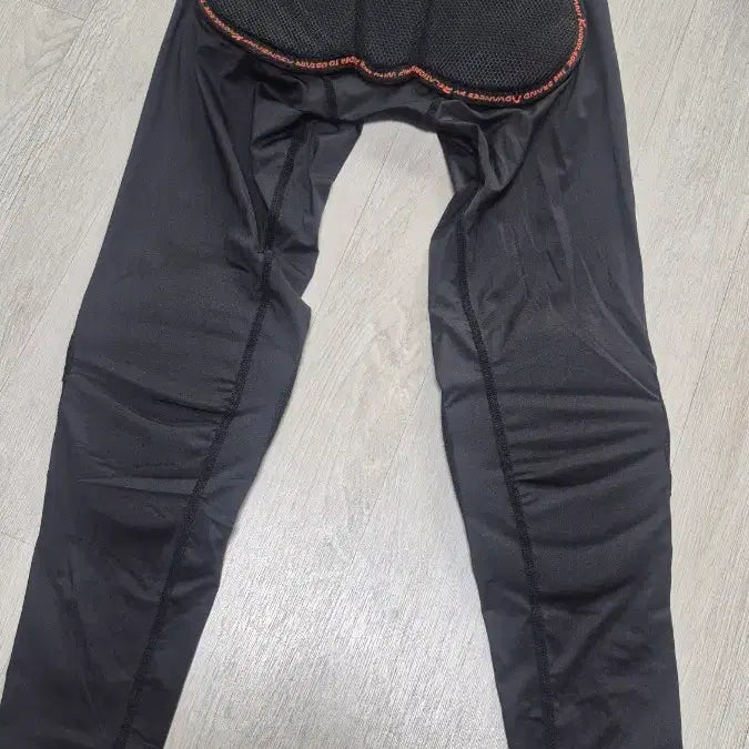 [BUNJANG] ARK Women's Padded Ski Pants WM / ARK 여성 보호대  긴바지 WM 새거 팝니다