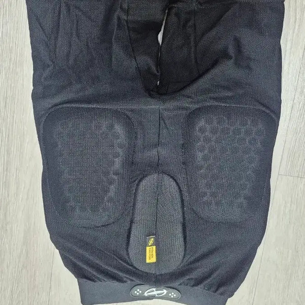 [BUNJANG] Protector Padded Cycling Shorts M Size / 파워 프로텍터 보호대 반바지 M 새거 팝니다