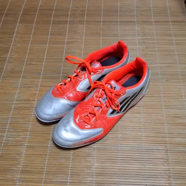 [BUNJANG] Adidas F-50 Soccer Cleats Orange Silver / 265)아디다스F-50 축구화  오렌지 실버