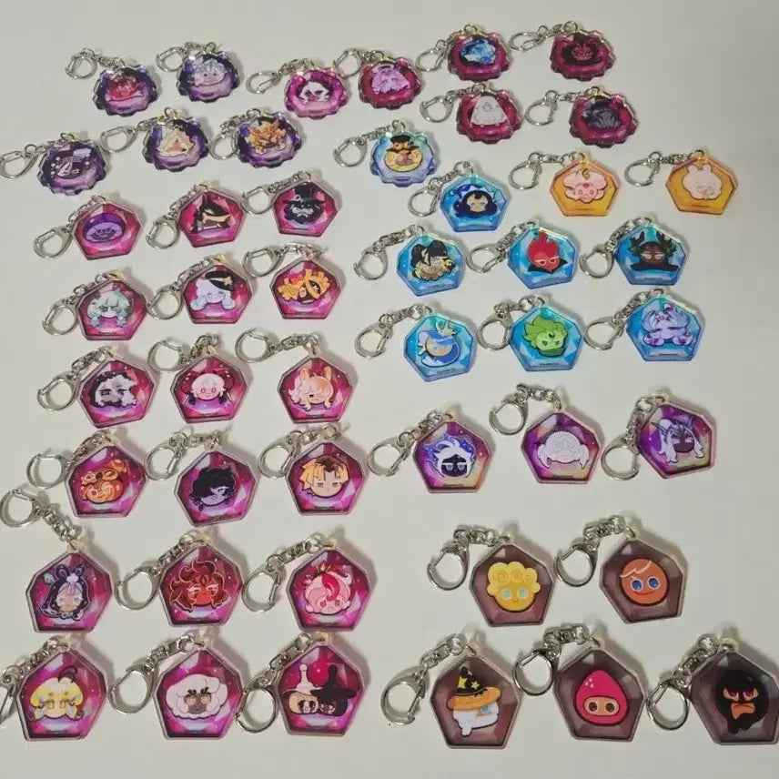[BUNJANG] Cookie Run Kingdom Soul Stone Keychain Set (47 types) / [쿠킹덤] 쿠키런킹덤 영혼석 키링 (47종)(원가보다저렴ㅠㅠ)
