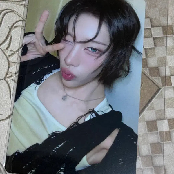 [BUNJANG] XLOV (Xclusive) Louis Tokyo Concert Random Photocard / 엑스러브 XLOV 루이 도쿄콘서트 랜덤포카