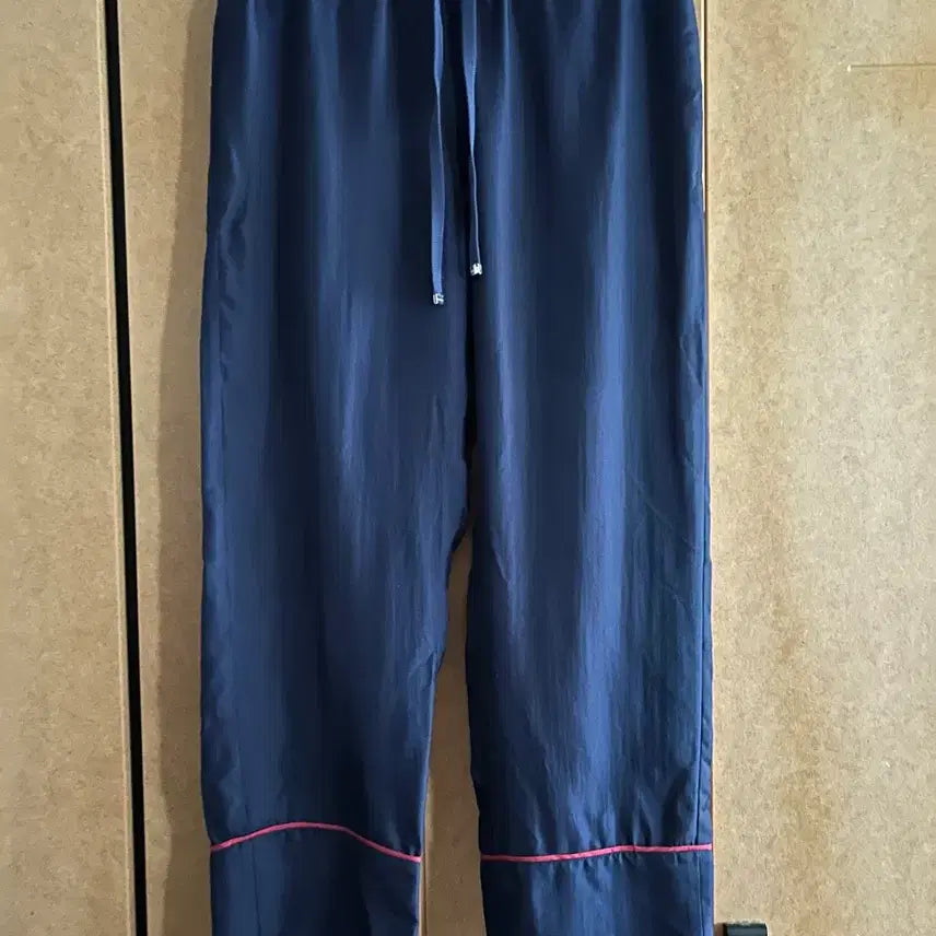 [BUNJANG] Moncler Navy 100% Silk Pants / 몽클레어 새상품 네이비 100% 실크 팬츠 38