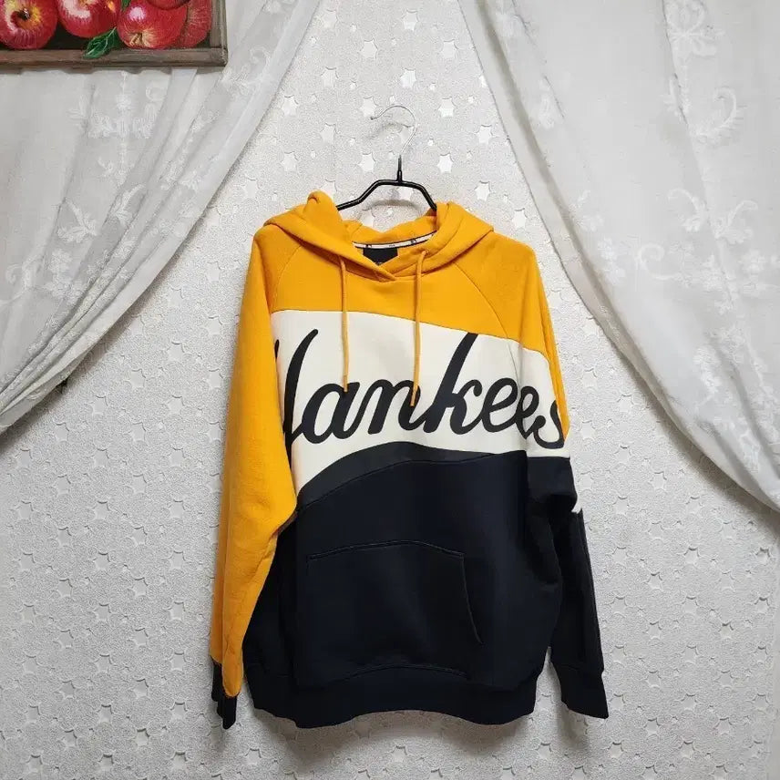 [BUNJANG] MLB Women's Hoodie Size 90 / MLB 후드티 여성90