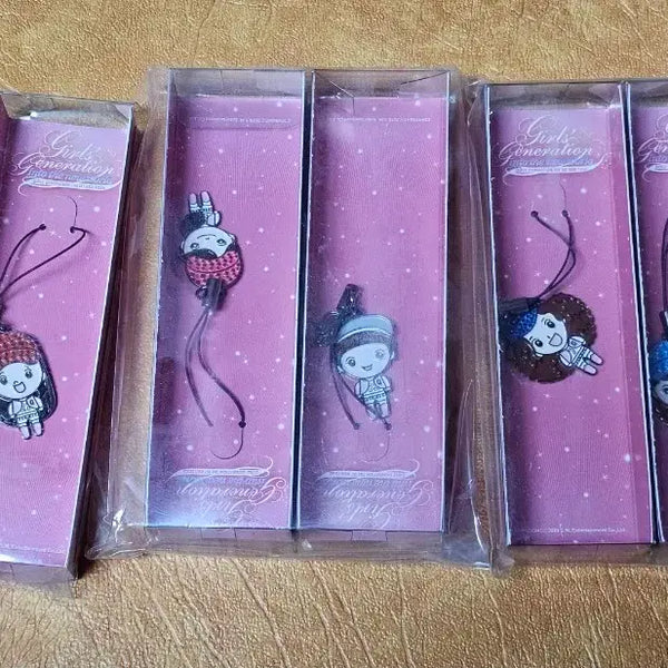 [BUNJANG] Girls' Generation 'Into the New World' Concert Goods Character Strap Keychain Set / 소녀시대 굿즈 캐릭터 키링 7종 세트